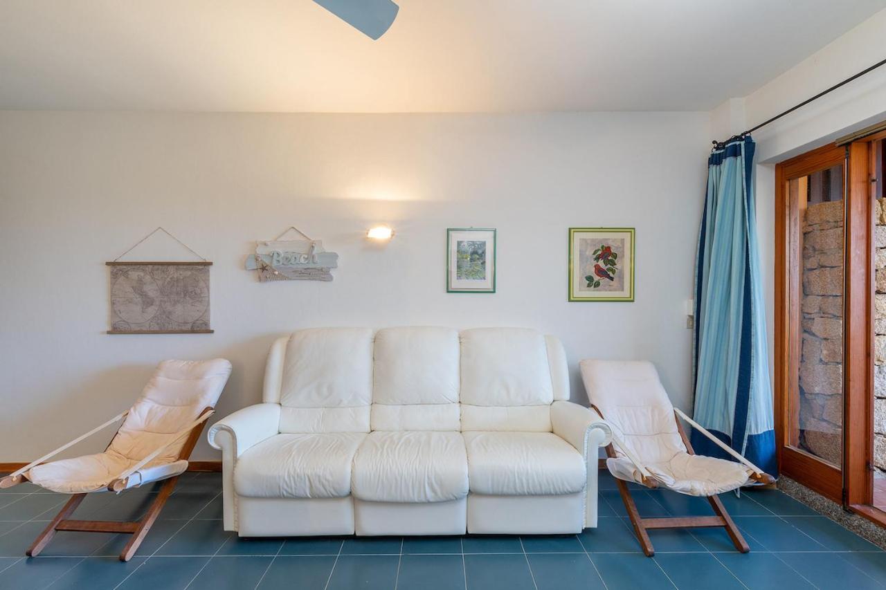 Residenze Coda Cavallo ซาน เตโอโดโร ภายนอก รูปภาพ