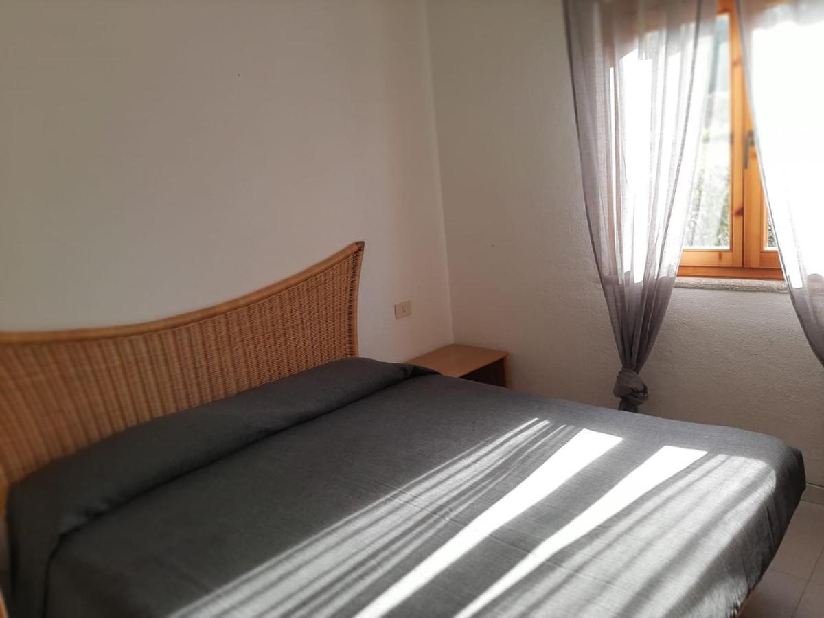 Residenze Coda Cavallo ซาน เตโอโดโร ภายนอก รูปภาพ