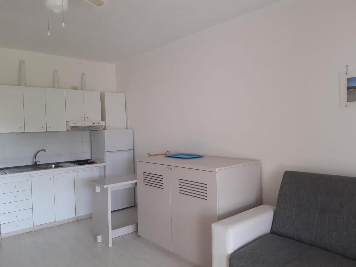 Residenze Coda Cavallo ซาน เตโอโดโร ภายนอก รูปภาพ