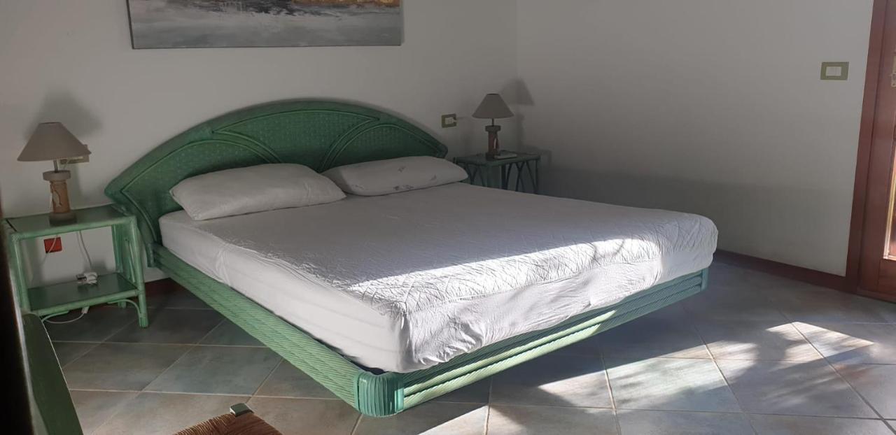 Residenze Coda Cavallo ซาน เตโอโดโร ภายนอก รูปภาพ