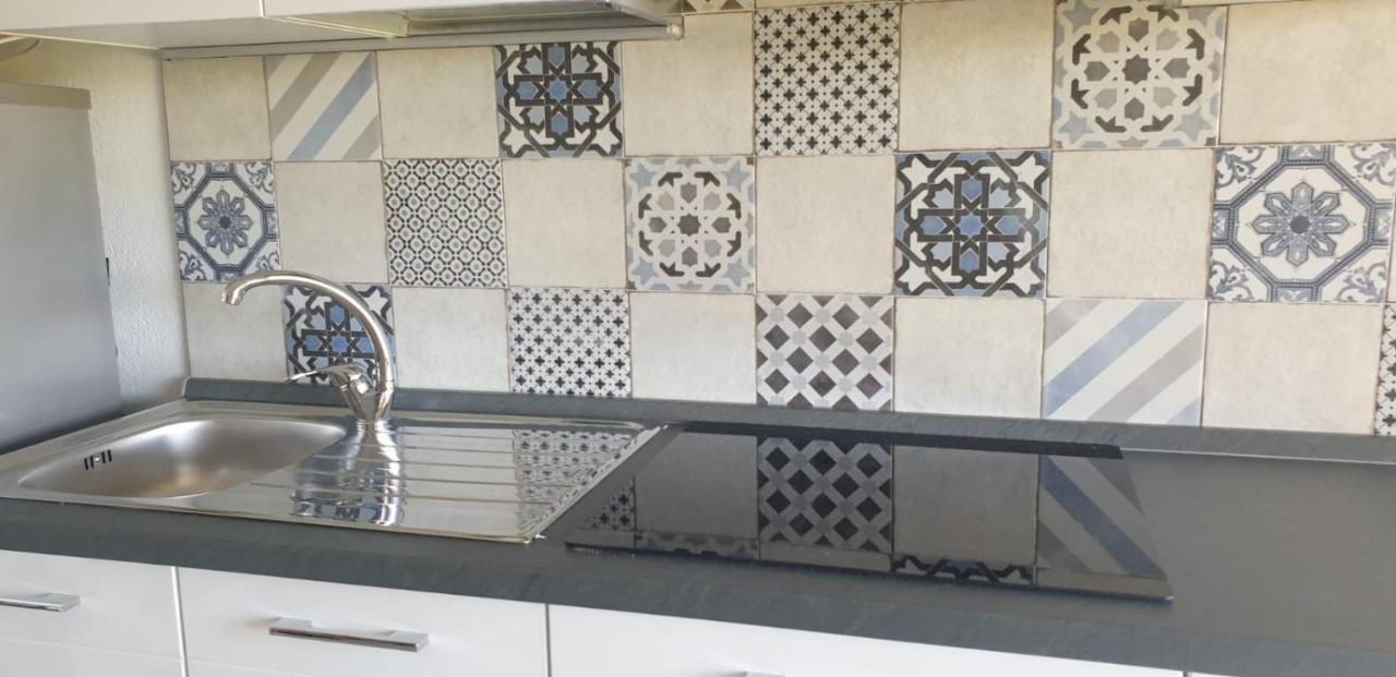 Residenze Coda Cavallo ซาน เตโอโดโร ภายนอก รูปภาพ